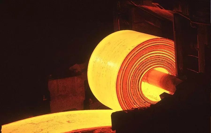 【要聞快遞】5只A股跌停，鋼鐵行業跌幅最大